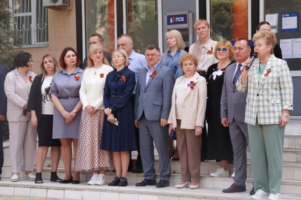 В Луганском государственном педагогическом университете открылась выставка «Бессмертный полк ЛГПУ» В Луганском государственном педагогическом университете открылась выставка «Бессмертный полк ЛГПУ»