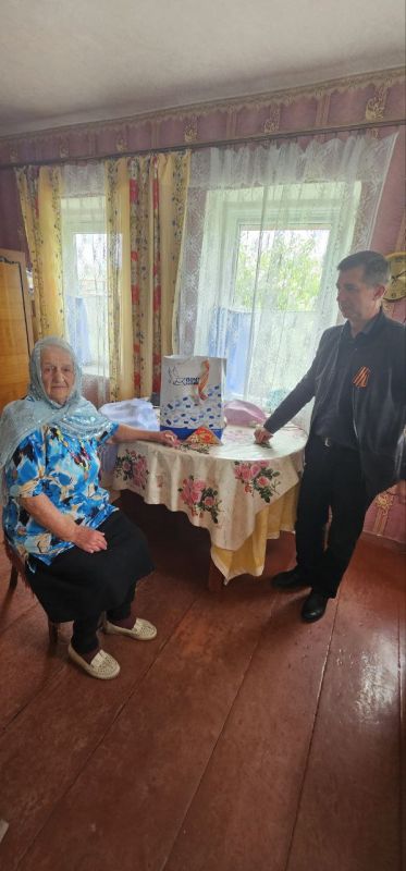 В ГОСТЯХ У ВЕТЕРАНА ВОВ: встреча с живой историей В ГОСТЯХ У ВЕТЕРАНА ВОВ: встреча с живой историей