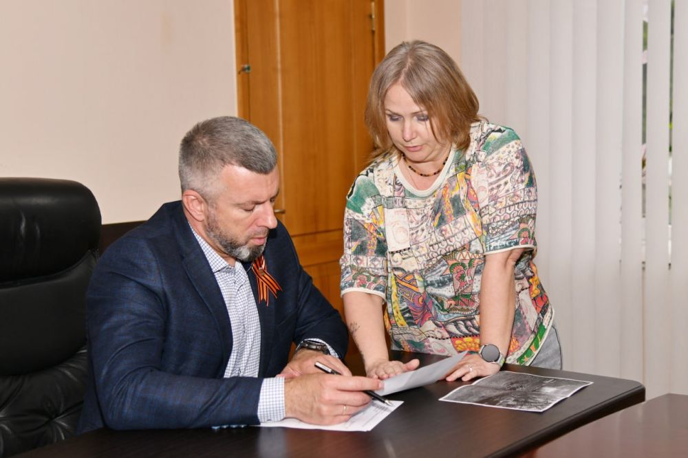 Андрей Сухачев: На личном приеме вместе с представителями Администрации, муниципальных предприятий коммунальной сферы разбирались в каждом отдельном случае жителей, которые обратились Андрей Сухачев: На личном приеме вместе с представителями Администрации, муниципальных предприятий коммунальной сферы разбирались в каждом отдельном случае жителей, которые обратились