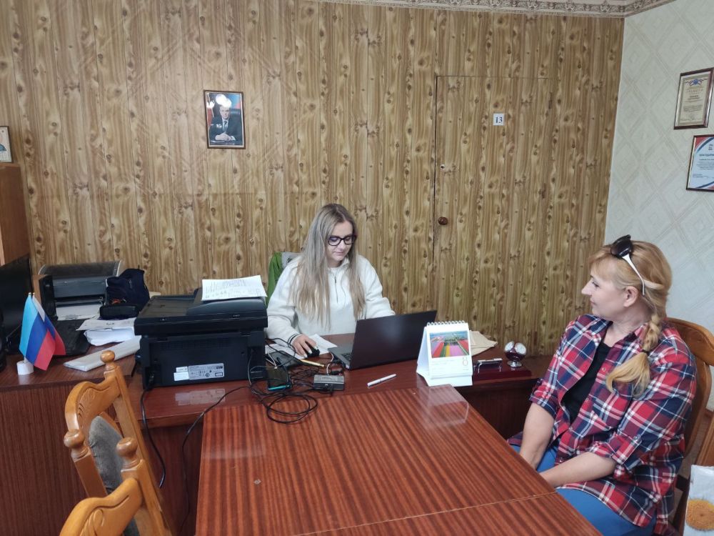 Сегодня в отделе жизнеобеспечения г. Вахрушево состоялся очередной выездной прием мобильного офиса МФЦ ЛНР Сегодня в отделе жизнеобеспечения г. Вахрушево состоялся очередной выездной прием мобильного офиса МФЦ ЛНР