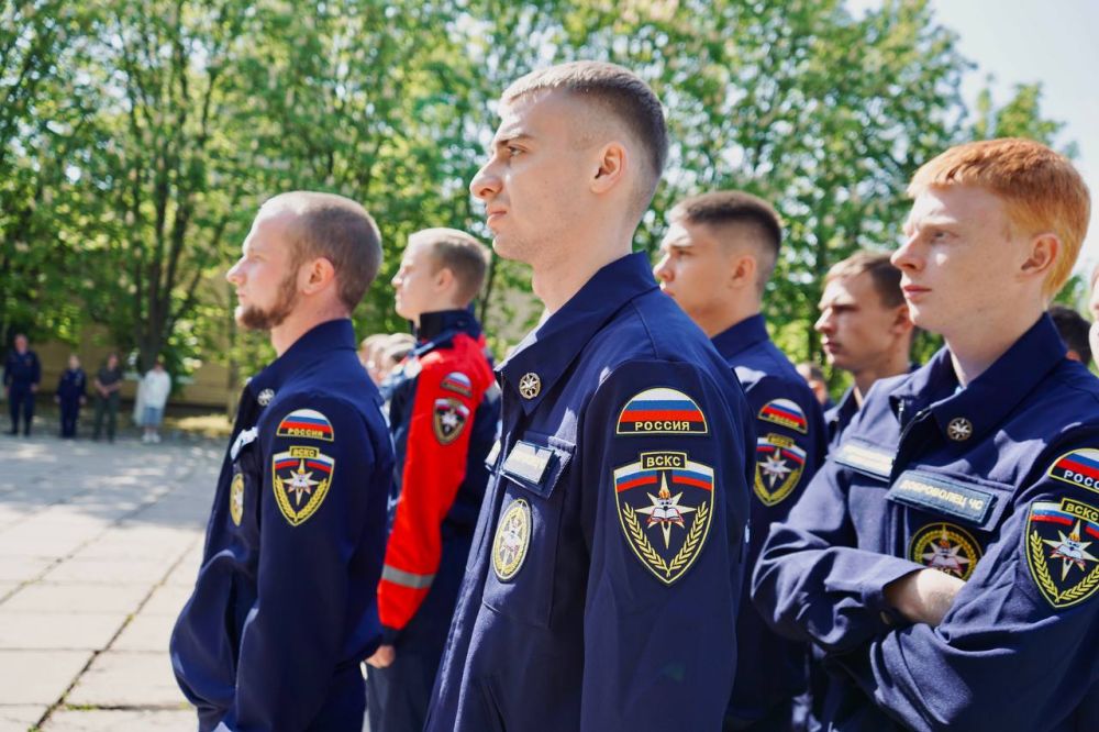 Знамя Победы в надежные руки Знамя Победы в надежные руки