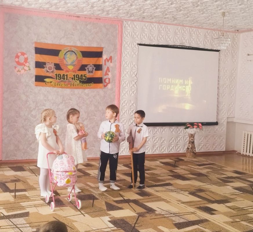 В рамках партийного проекта ЕР "Новая школа" депутат Краснолучского городского Совета Надежда Выхота посетила мероприятие в дошкольном отделении "ВУВК #2 "Берегиня" В рамках партийного проекта ЕР "Новая школа" депутат Краснолучского городского Совета Надежда Выхота посетила мероприятие в дошкольном отделении "ВУВК #2 "Берегиня"