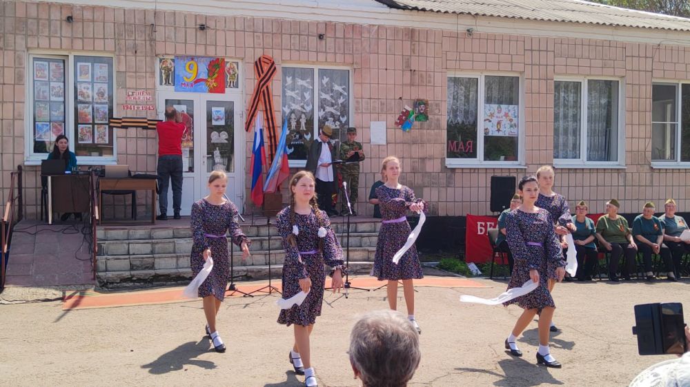 В селе Верхнешевыревка состоялось мероприятие «Мы этой памяти верны» В селе Верхнешевыревка состоялось мероприятие «Мы этой памяти верны»