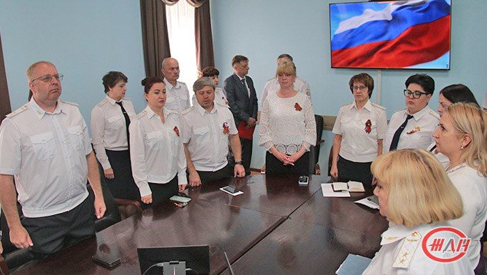 Сегодня, 7 мая, в ФГУП «ЖДН» чтили память героев, защищавших Родину в 1941-1945 годах, и чествовали железнодорожников-участников СВО Сегодня, 7 мая, в ФГУП «ЖДН» чтили память героев, защищавших Родину в 1941-1945 годах, и чествовали железнодорожников-участников СВО