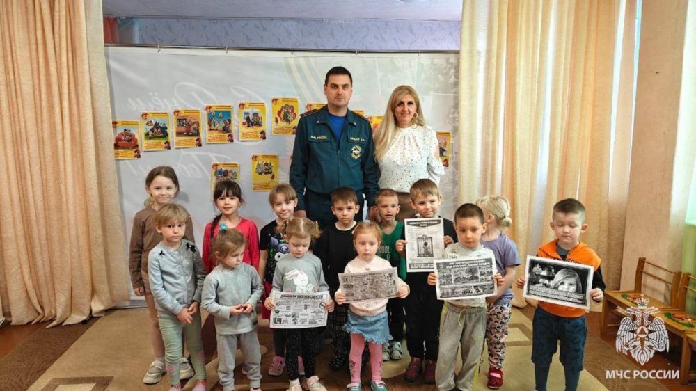 В Стаханове прошли открытые уроки по безопасности, приуроченные ко Дню Победы В Стаханове прошли открытые уроки по безопасности, приуроченные ко Дню Победы