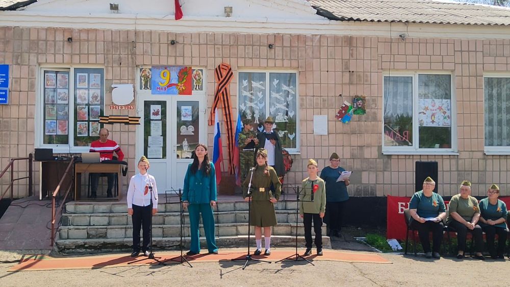 В селе Верхнешевыревка состоялось мероприятие «Мы этой памяти верны» В селе Верхнешевыревка состоялось мероприятие «Мы этой памяти верны»