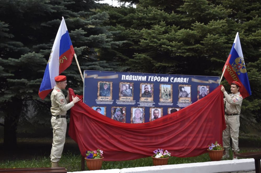 «Поезд Победы» приехал с концертами в Брянку «Поезд Победы» приехал с концертами в Брянку