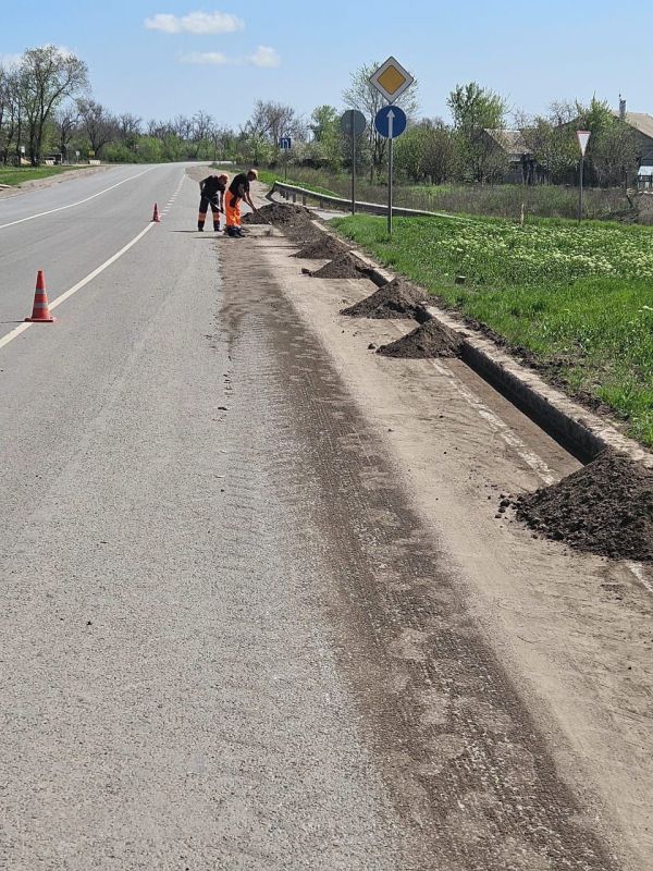 Очистка дорог: залог безопасности и порядка Очистка дорог: залог безопасности и порядка