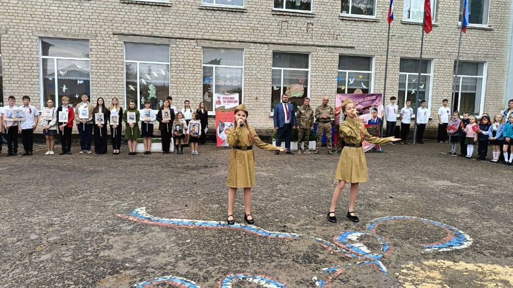 Владимир Чернев: 80-летие Победы: в школах и садах Старобельского муниципального округа прошли памятные мероприятия Владимир Чернев: 80-летие Победы: в школах и садах Старобельского муниципального округа прошли памятные мероприятия