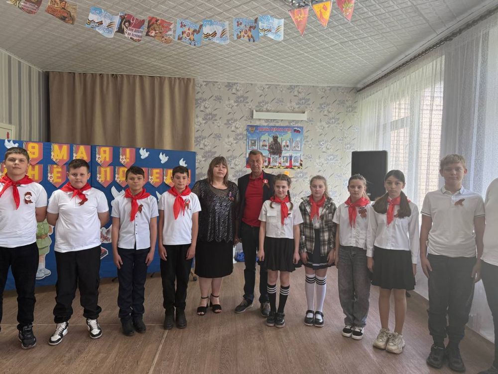 В Пореченском УВК №32 открыли «Доску памяти» участникам СВО В Пореченском УВК №32 открыли «Доску памяти» участникам СВО