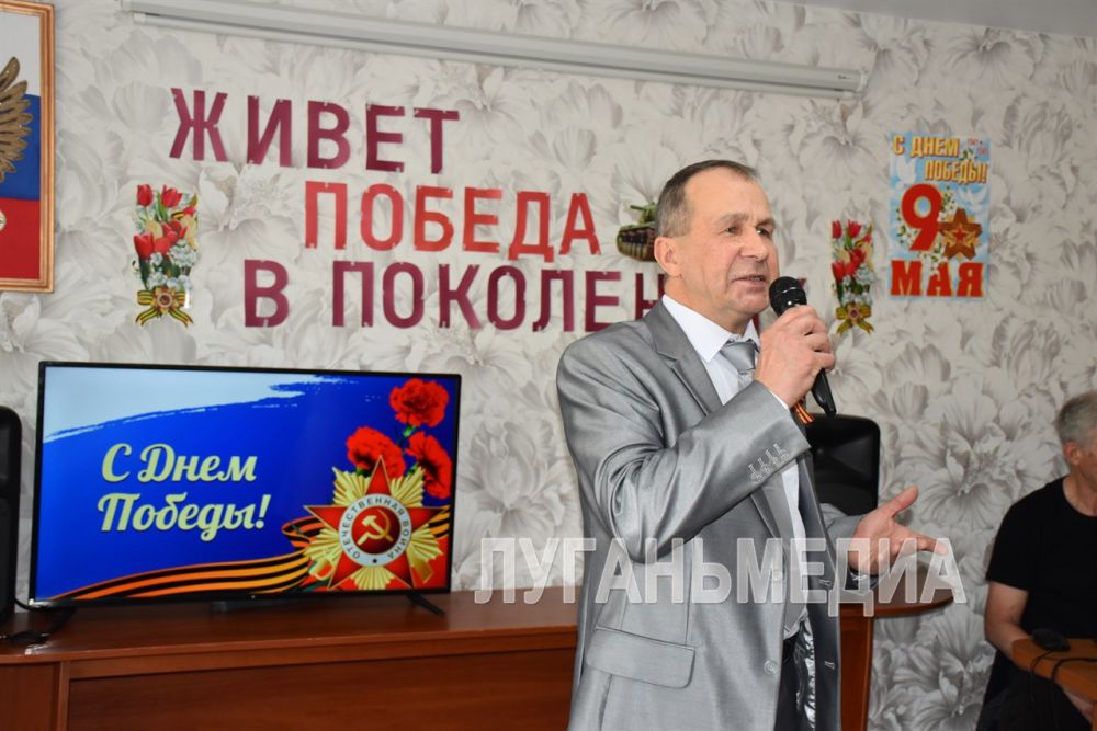 В стенах Кировского комплексного центра социального обслуживания населения (предоставления социальных услуг) состоялось торжественное мероприятие, посвященное Дню Победы В стенах Кировского комплексного центра социального обслуживания населения (предоставления социальных услуг) состоялось торжественное мероприятие, посвященное Дню Победы