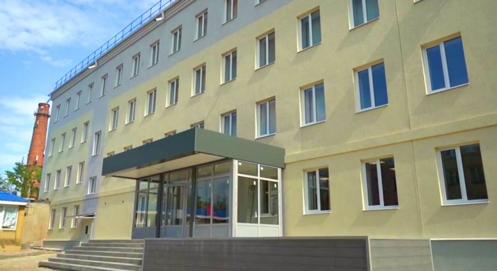 Вице-премьер России приехал в ЛНР с рабочим визитом Вице-премьер России приехал в ЛНР с рабочим визитом