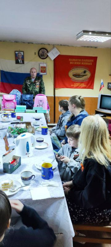 Подарки от ветеранов Афганистана вручены детям погибших военнослужащих - участников специальной военной операции Подарки от ветеранов Афганистана вручены детям погибших военнослужащих - участников специальной военной операции