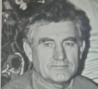 В преддверии великого Дня Победы в филиал - клубе с. Крепи был проведен субботник, изготовлены стенды и подняты государственные флаги В преддверии великого Дня Победы в филиал - клубе с. Крепи был проведен субботник, изготовлены стенды и подняты государственные флаги
