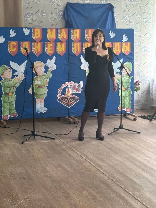 Школьники из Поречья отметили День Победы праздничным концертом Школьники из Поречья отметили День Победы праздничным концертом