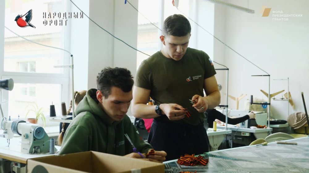 Молодёжка Народного фронта и студенты Луганского техникума-интерната готовятся к Дню Победы Молодёжка Народного фронта и студенты Луганского техникума-интерната готовятся к Дню Победы