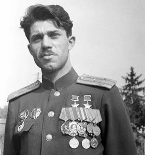Егор Бабкин: Герой нашего города — Александр Игнатьевич Молодчий