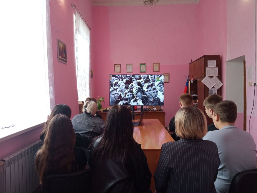 В рамках V Международного фестиваля «Правильного кино» в Центре досуга «Дзержинец» состоялся кинопоказ. В рамках V Международного фестиваля «Правильного кино» в Центре досуга «Дзержинец» состоялся кинопоказ.