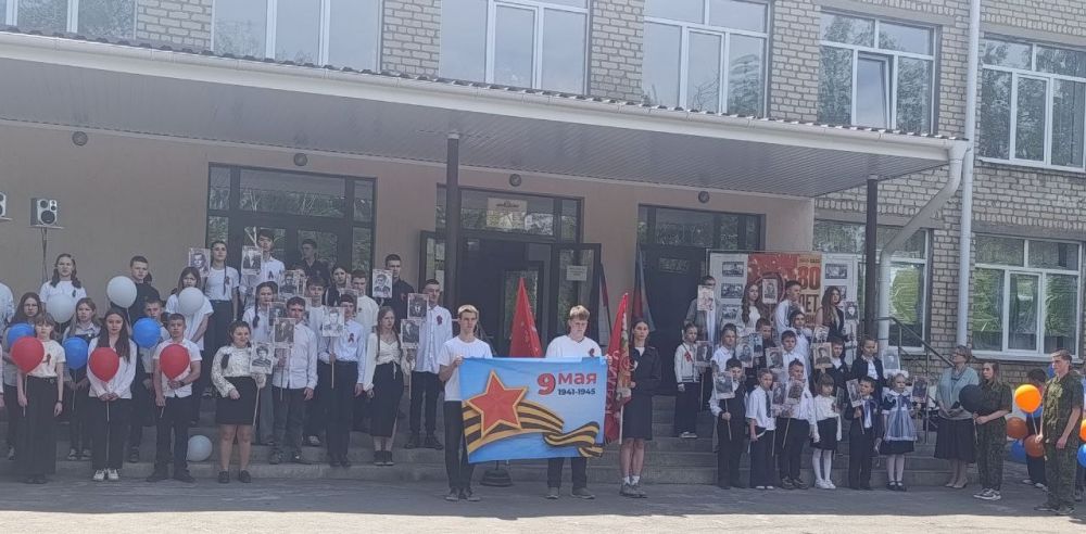 В Ивановской гимназии состоялось торжественное мероприятие, посвященное 80-летию Победы в Великой Отечественной войне В Ивановской гимназии состоялось торжественное мероприятие, посвященное 80-летию Победы в Великой Отечественной войне
