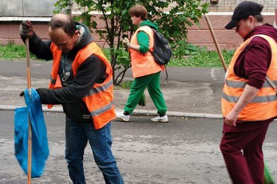 МУП «Благоустройство СМО» готовит город к празднованию 9 мая МУП «Благоустройство СМО» готовит город к празднованию 9 мая