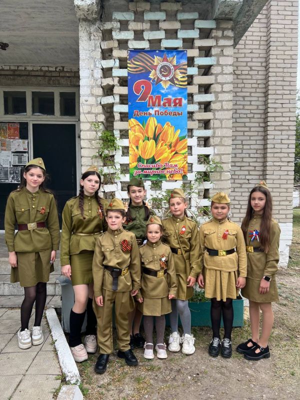 Филиал «Дом культуры с.Чугинка» вместе с участниками кружков провели акцию «Георгиевская лента» Филиал «Дом культуры с.Чугинка» вместе с участниками кружков провели акцию «Георгиевская лента»