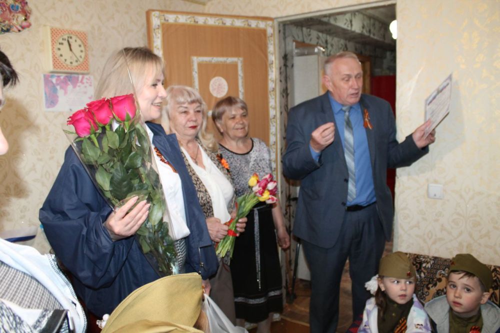 Жительница поселка Замковка Светлана Савельевна Том 7 мая отметила свой 100-летний день рождения Жительница поселка Замковка Светлана Савельевна Том 7 мая отметила свой 100-летний день рождения