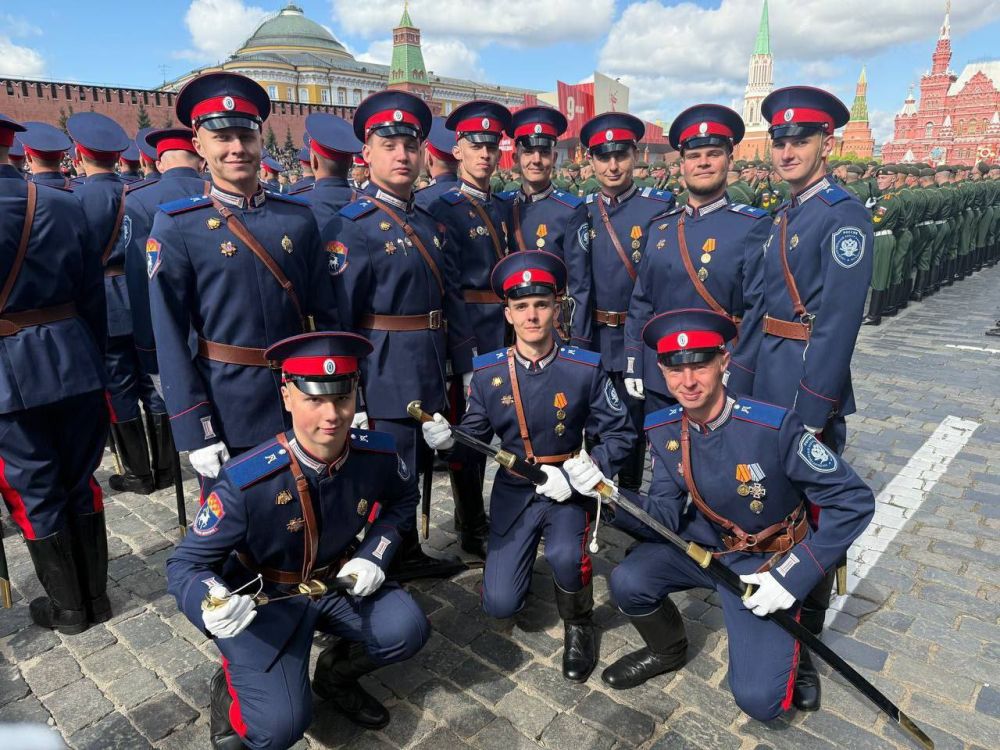 Добровольцы Луганского регионального отделения ВСКС приняли участие в центральном событии Дня Победы — параде на Красной площади Добровольцы Луганского регионального отделения ВСКС приняли участие в центральном событии Дня Победы — параде на Красной площади