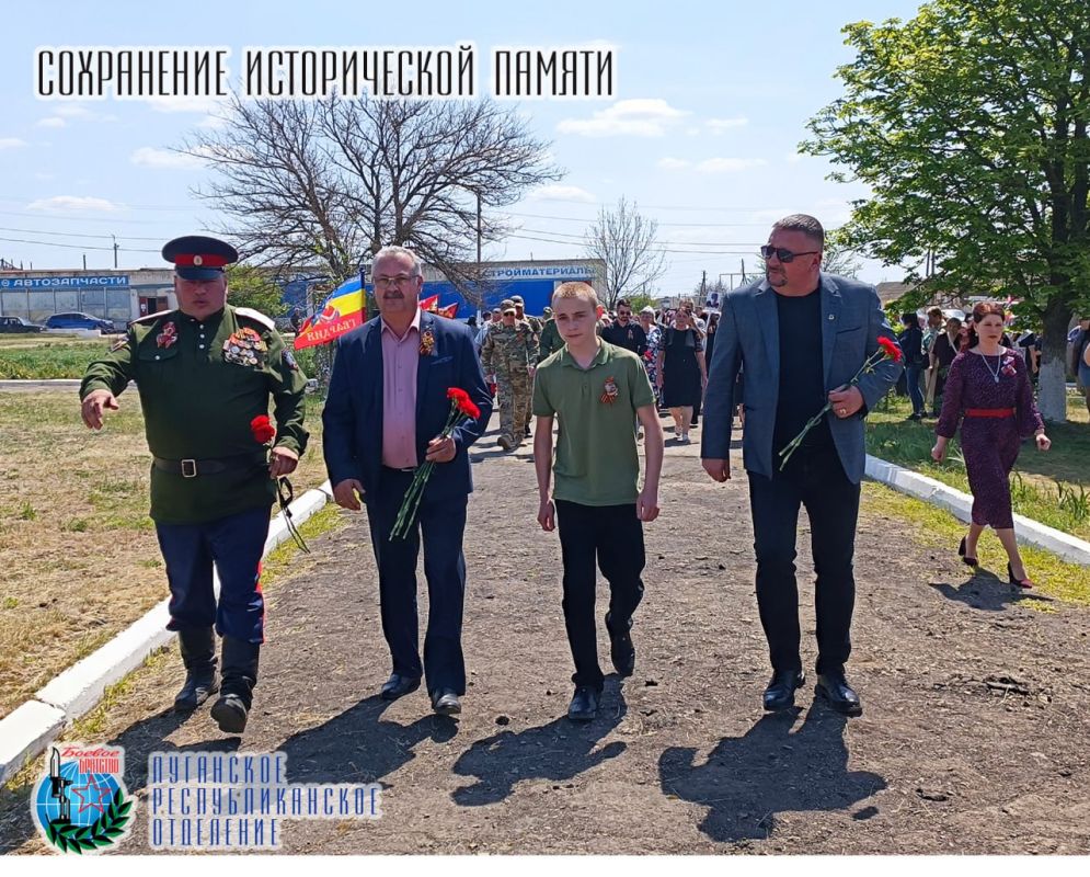 6 мая в селе Дьяково состоялось торжественное открытие мемориала, увековечившего память героев-односельчан, отдавших жизнь за Родину 6 мая в селе Дьяково состоялось торжественное открытие мемориала, увековечившего память героев-односельчан, отдавших жизнь за Родину