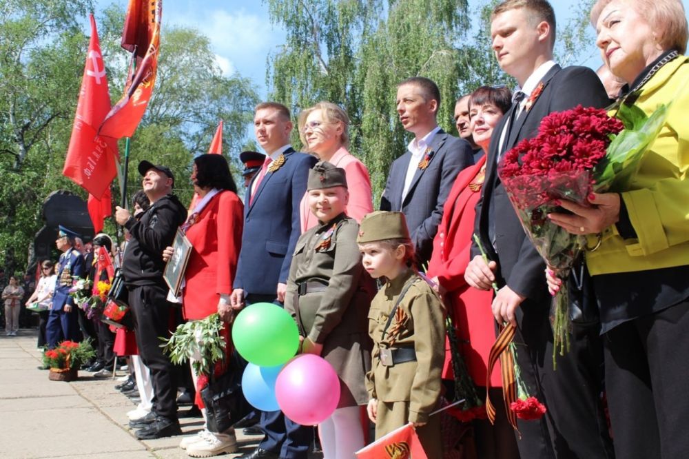 В Кировске прошел митинг, посвященный 80 - летию Победы в Великой Отечественной войне В Кировске прошел митинг, посвященный 80 - летию Победы в Великой Отечественной войне