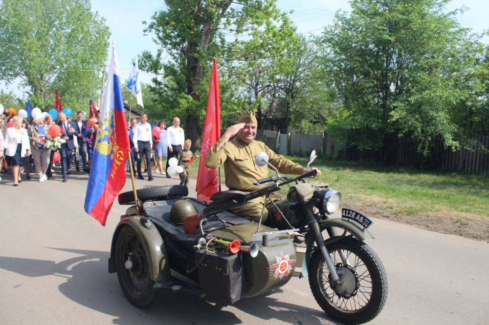 Активисты, сторонники и депутаты «Единой России» прошли 80 тысяч шагов в память о Великой Победе Активисты, сторонники и депутаты «Единой России» прошли 80 тысяч шагов в память о Великой Победе