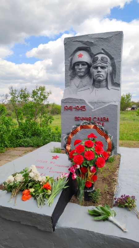 В селе Нижнедеревечка, в честь 80-летия Победы в Великой Отечественной войне провели митинг В селе Нижнедеревечка, в честь 80-летия Победы в Великой Отечественной войне провели митинг