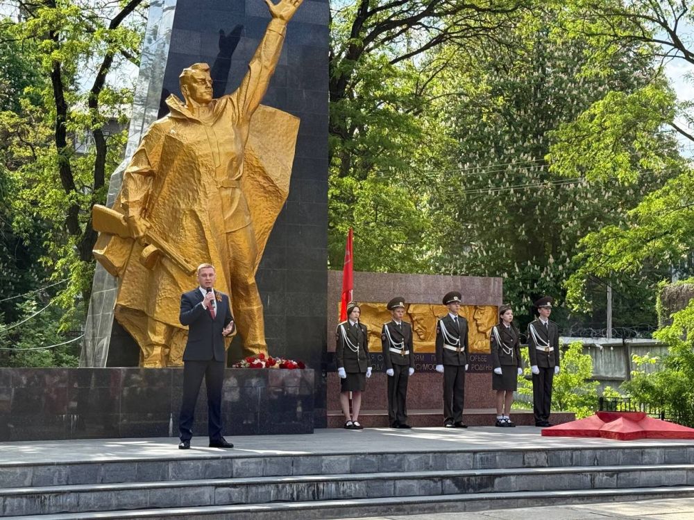 Виктория Сергеева: В Кировске прошел митинг посвященный 80 - летию Победы в Великой Отечественной войне Виктория Сергеева: В Кировске прошел митинг посвященный 80 - летию Победы в Великой Отечественной войне