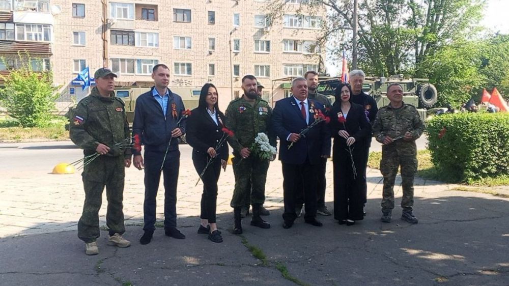 В рамках празднования 80-й годовщины Победы в Великой Отечественной войне депутаты Совета городского округа приняли участие в автопробеге, организованном на территории муниципалитета В рамках празднования 80-й годовщины Победы в Великой Отечественной войне депутаты Совета городского округа приняли участие в автопробеге, организованном на территории муниципалитета
