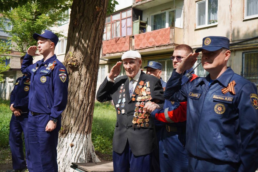 Память о Вашем подвиге – навеки в наших сердцах! Память о Вашем подвиге – навеки в наших сердцах!