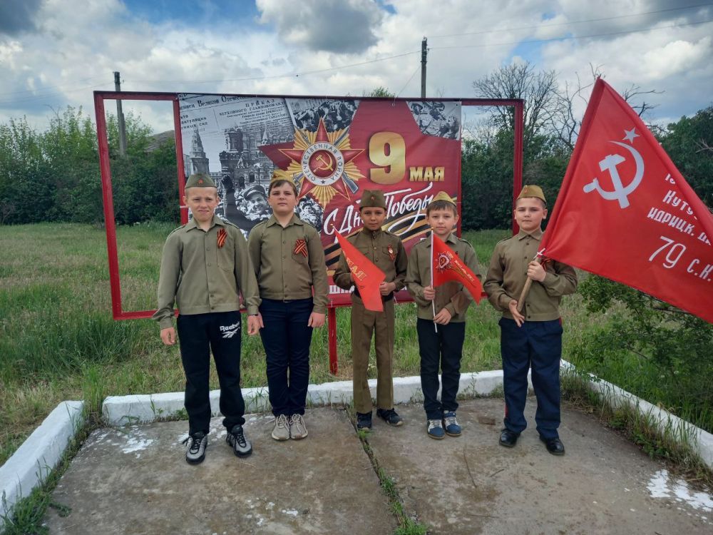 Низкий поклон вам, ветераны Низкий поклон вам, ветераны