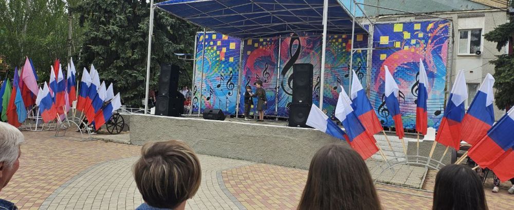 Андрей Рубанцов: Сегодня в Парке культуры и отдыха состоялся праздничный концерт, приуроченный к значимой дате в истории России – 80-й годовщине Победы в Великой Отечественной войне Андрей Рубанцов: Сегодня в Парке культуры и отдыха состоялся праздничный концерт, приуроченный к значимой дате в истории России – 80-й годовщине Победы в Великой Отечественной войне