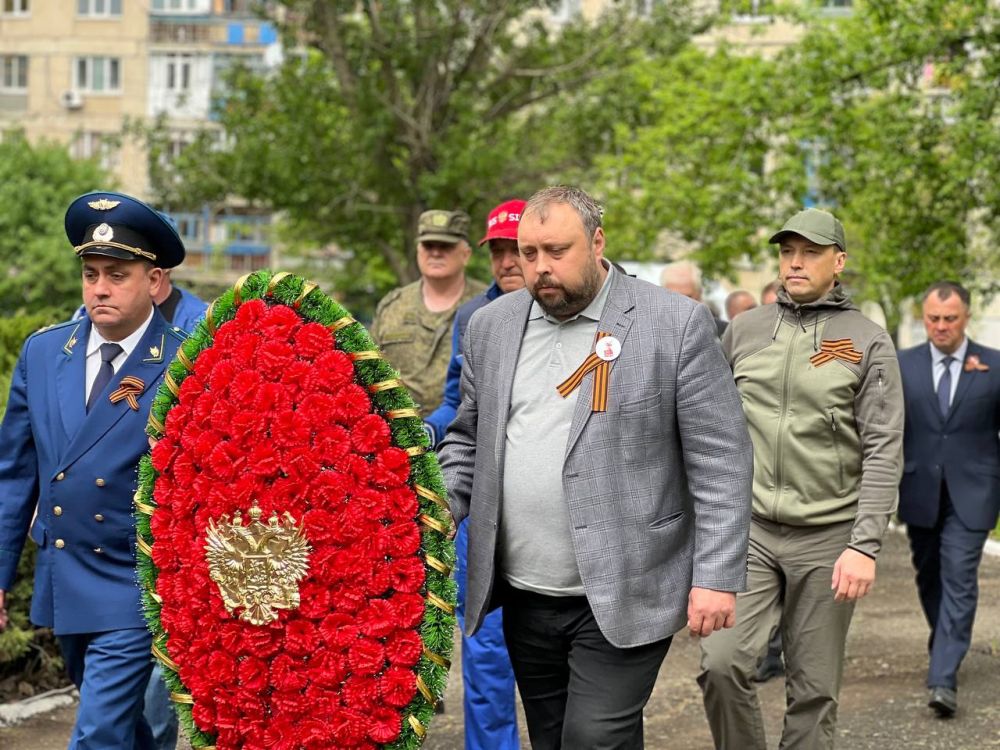 В этом году наша страна отмечает 80 лет Великой Победы! В этом году наша страна отмечает 80 лет Великой Победы!