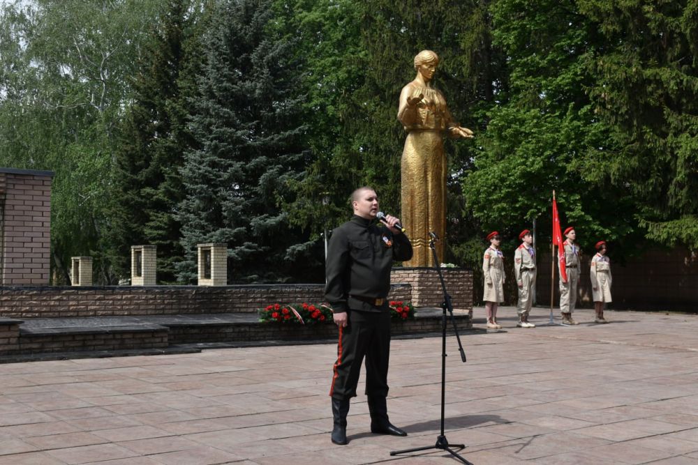 Виктория Кайдалова: Сегодня в пгт Новопсков состоялся торжественный митинг, посвящённый 80-летию Великой Победы нашего народа в Великой Отечественной войне! Виктория Кайдалова: Сегодня в пгт Новопсков состоялся торжественный митинг, посвящённый 80-летию Великой Победы нашего народа в Великой Отечественной войне!