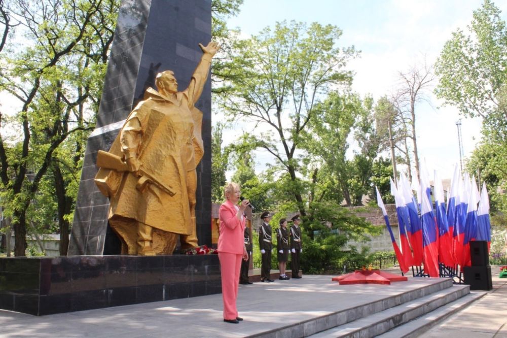 В Кировске прошел митинг, посвященный 80 - летию Победы в Великой Отечественной войне В Кировске прошел митинг, посвященный 80 - летию Победы в Великой Отечественной войне