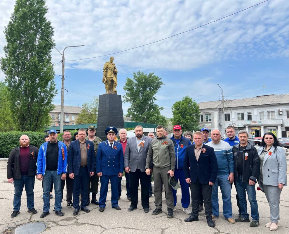 В этом году наша страна отмечает 80 лет Великой Победы! В этом году наша страна отмечает 80 лет Великой Победы!