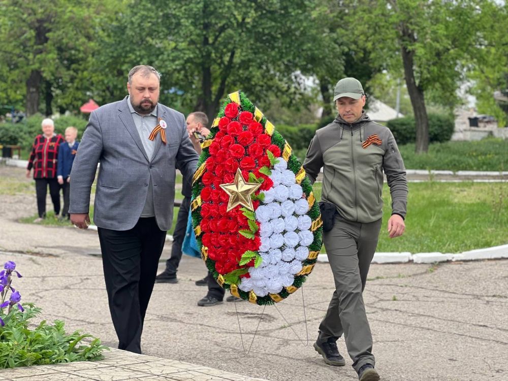 В этом году наша страна отмечает 80 лет Великой Победы! В этом году наша страна отмечает 80 лет Великой Победы!