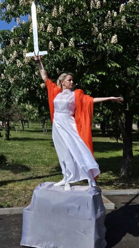 Никто не забыт и ничто не забыто! Никто не забыт и ничто не забыто!