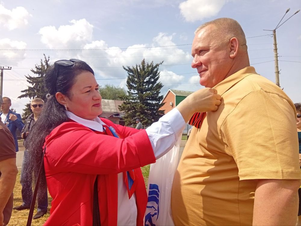 Георгиевская лента: символ памяти и воинской славы России Георгиевская лента: символ памяти и воинской славы России