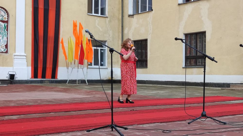 Продолжаем делиться праздничными мероприятиями, которые прошли на Краснодонщине ко Дню Победы Продолжаем делиться праздничными мероприятиями, которые прошли на Краснодонщине ко Дню Победы