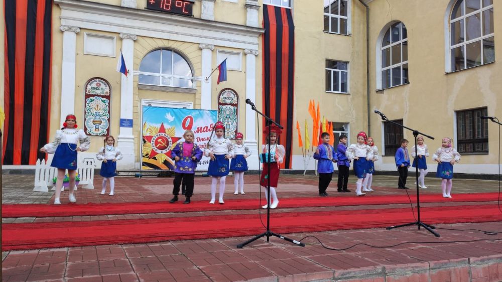 Продолжаем делиться праздничными мероприятиями, которые прошли на Краснодонщине ко Дню Победы Продолжаем делиться праздничными мероприятиями, которые прошли на Краснодонщине ко Дню Победы