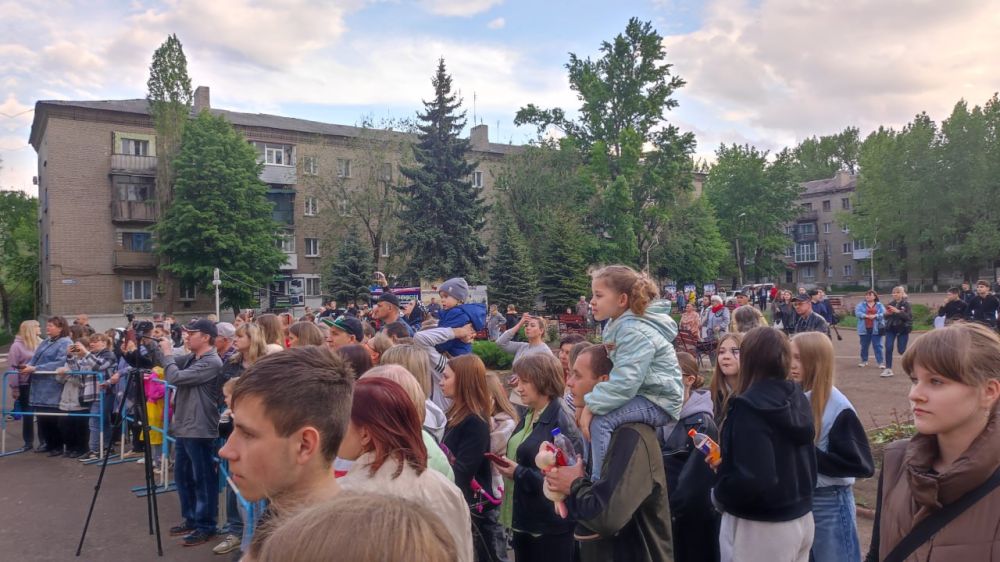 Продолжаем делиться праздничными мероприятиями, которые прошли на Краснодонщине ко Дню Победы Продолжаем делиться праздничными мероприятиями, которые прошли на Краснодонщине ко Дню Победы