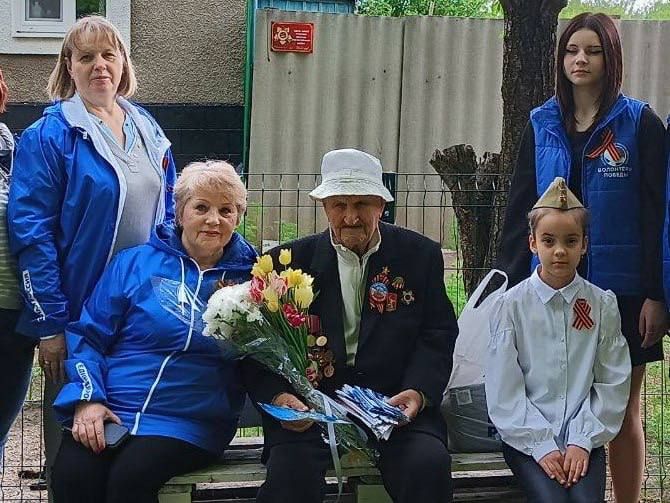 К 80-летию Дня Победы «Волонтеры Победы» и «ЕДИНАЯ РОССИЯ» запустили акцию «Письмо Победы» К 80-летию Дня Победы «Волонтеры Победы» и «ЕДИНАЯ РОССИЯ» запустили акцию «Письмо Победы»