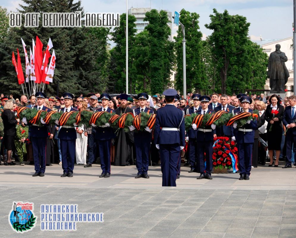 9 мая, в 80-ю годовщину Победы в Великой Отечественной войне, в столице республики прошел торжественный митинг 9 мая, в 80-ю годовщину Победы в Великой Отечественной войне, в столице республики прошел торжественный митинг