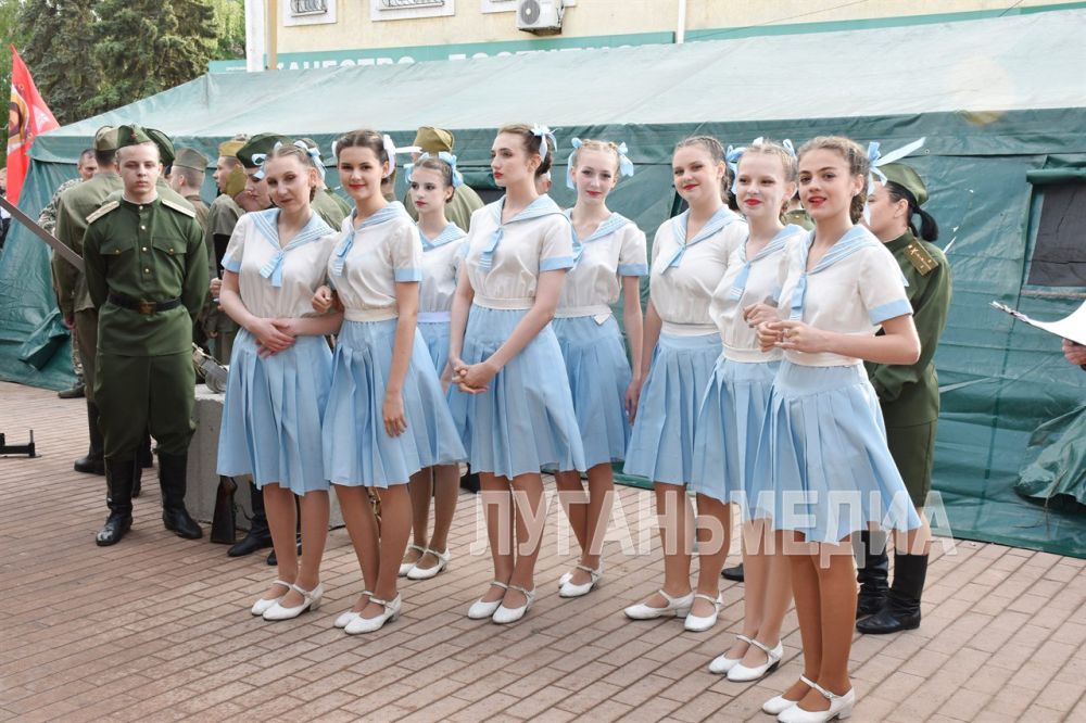 Краснолучский городской округ отметил 80-летие Победы в Великой Отечественной войне Краснолучский городской округ отметил 80-летие Победы в Великой Отечественной войне