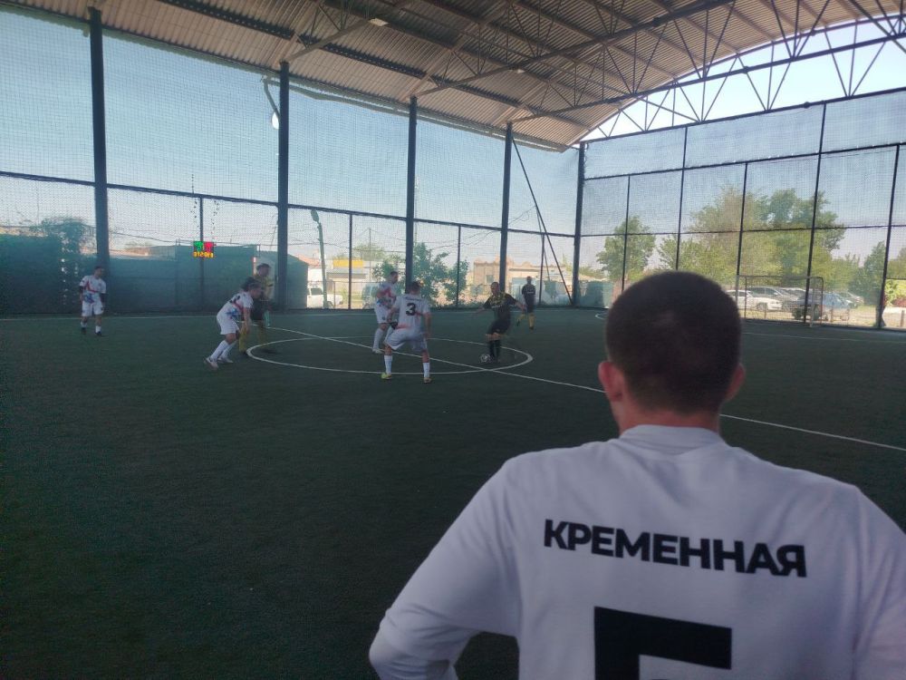 Вячеслав Третьяков: Спортивная дружина Кременского муниципального округа, наша родная команда ФК "Кременная", продемонстрировала настоящий триумф! Вячеслав Третьяков: Спортивная дружина Кременского муниципального округа, наша родная команда ФК "Кременная", продемонстрировала настоящий триумф!